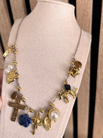 Collier Isis