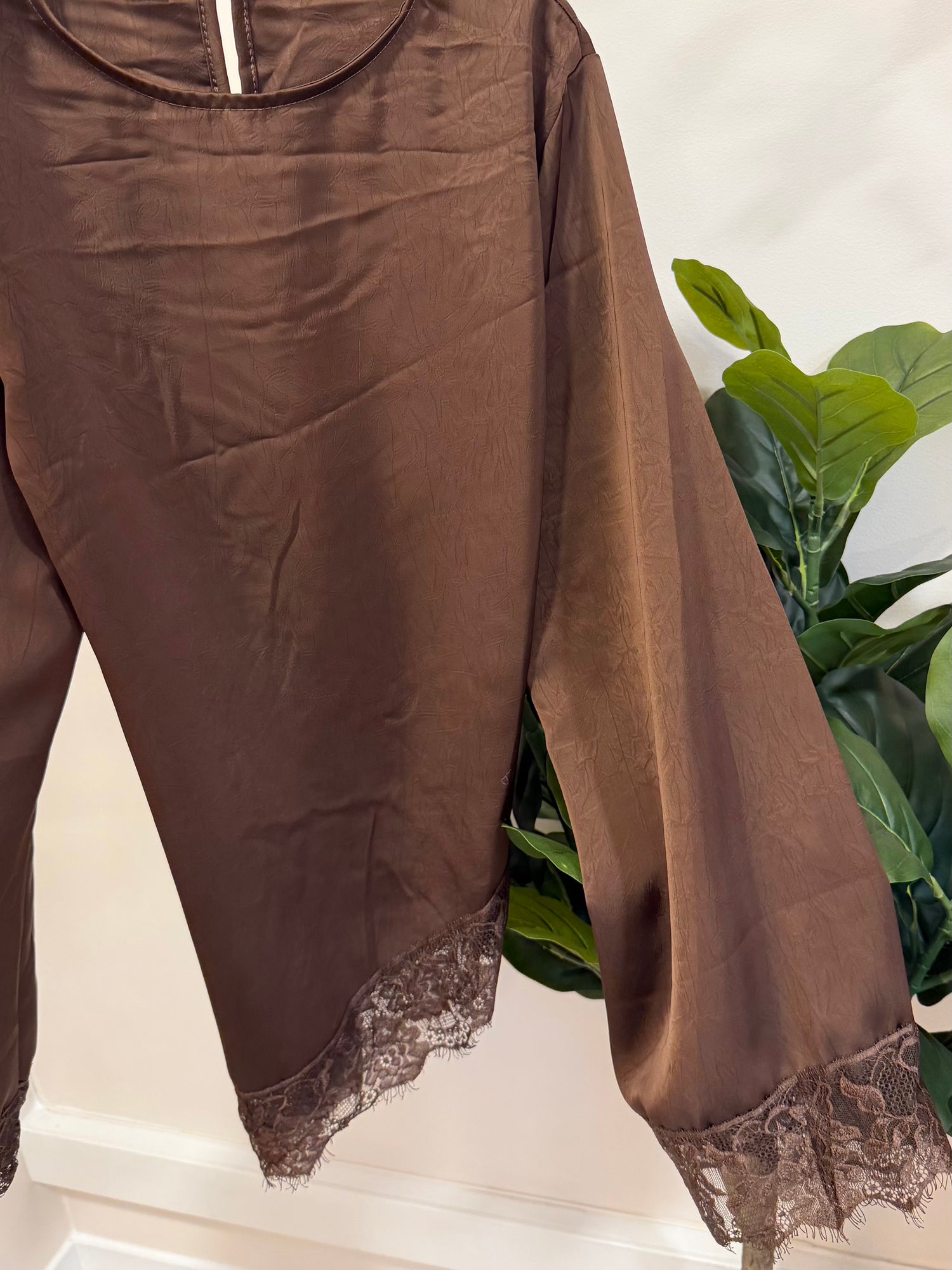 Top dentelle marron
