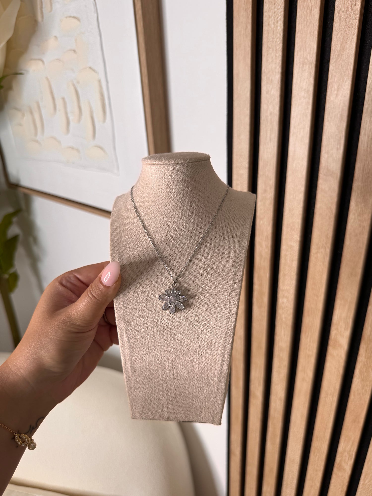 Collier Lana