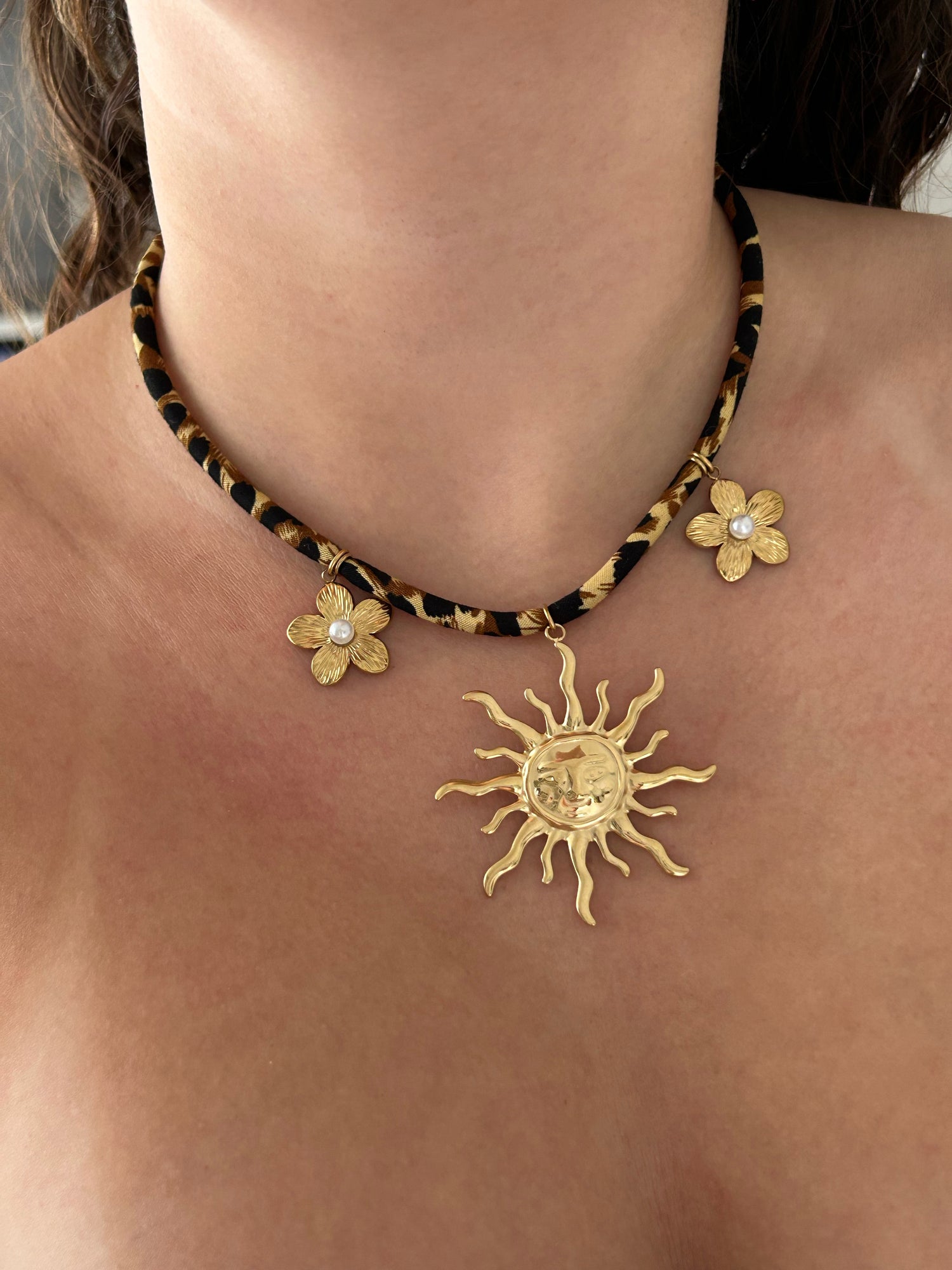 Collier léopard