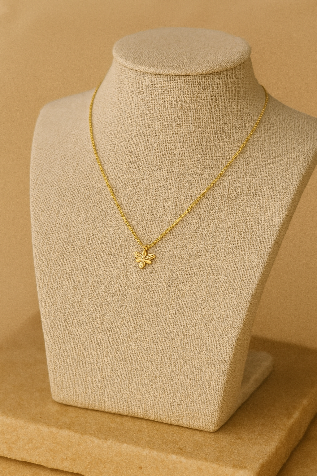 Collier Honey
