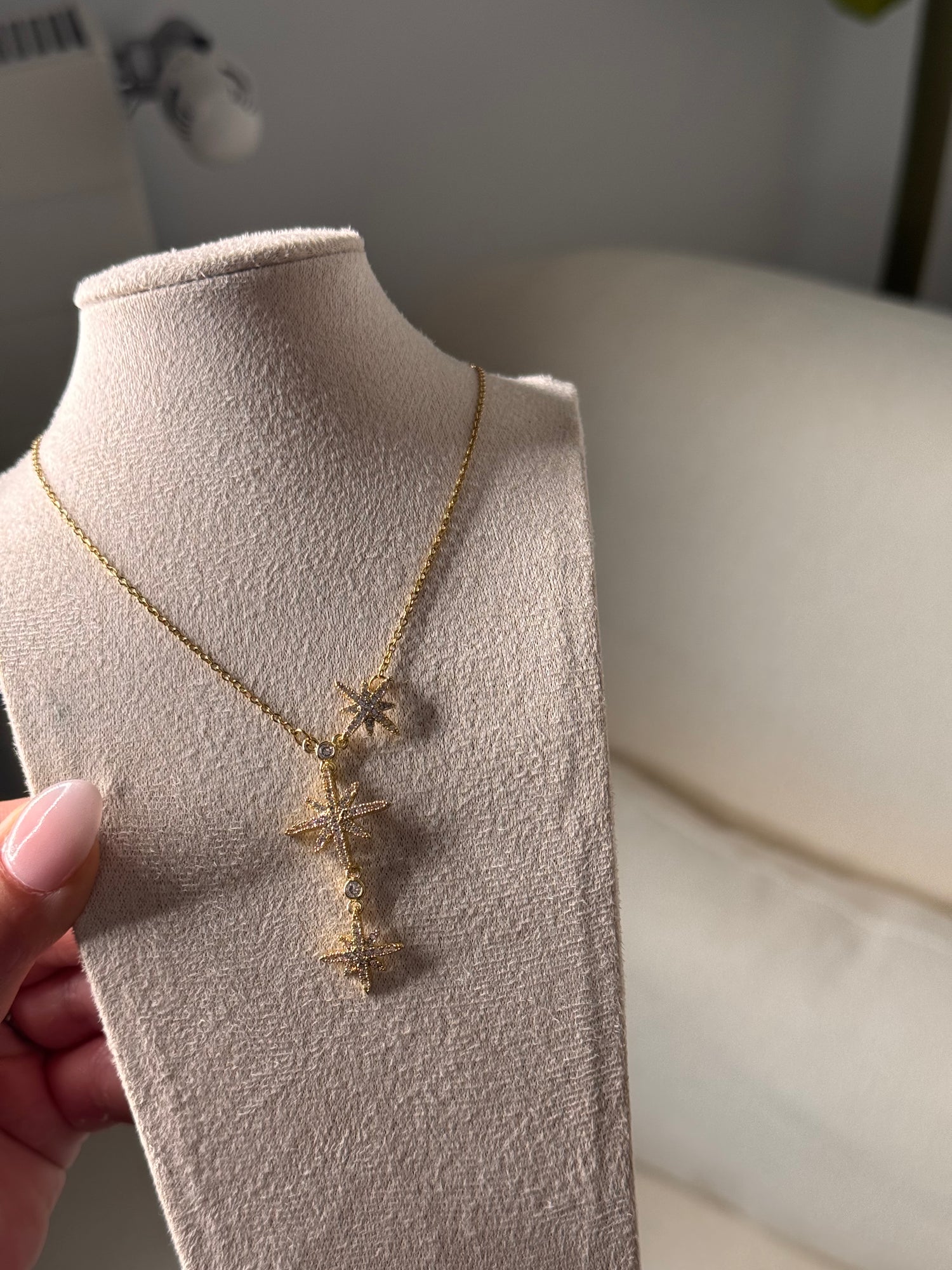 Collier Astra