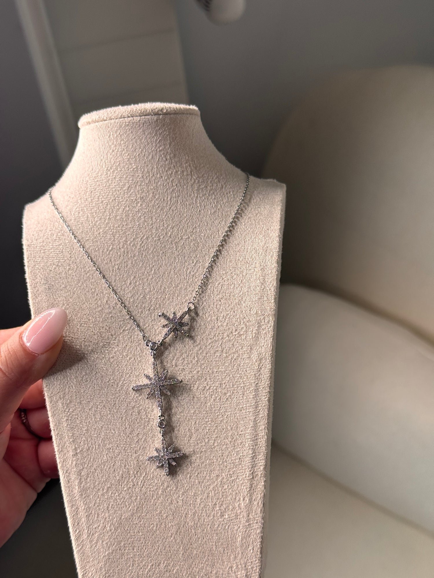 Collier Astra