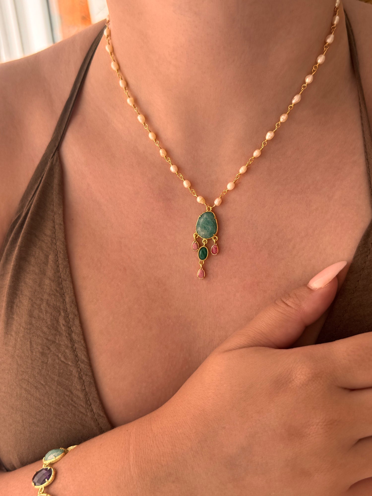 Collier Manira