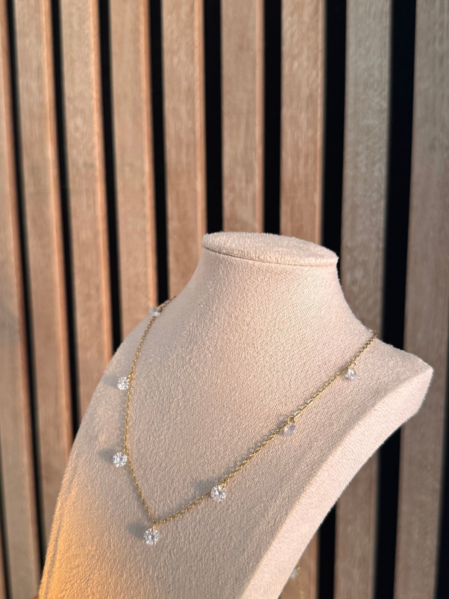 Collier Sahra